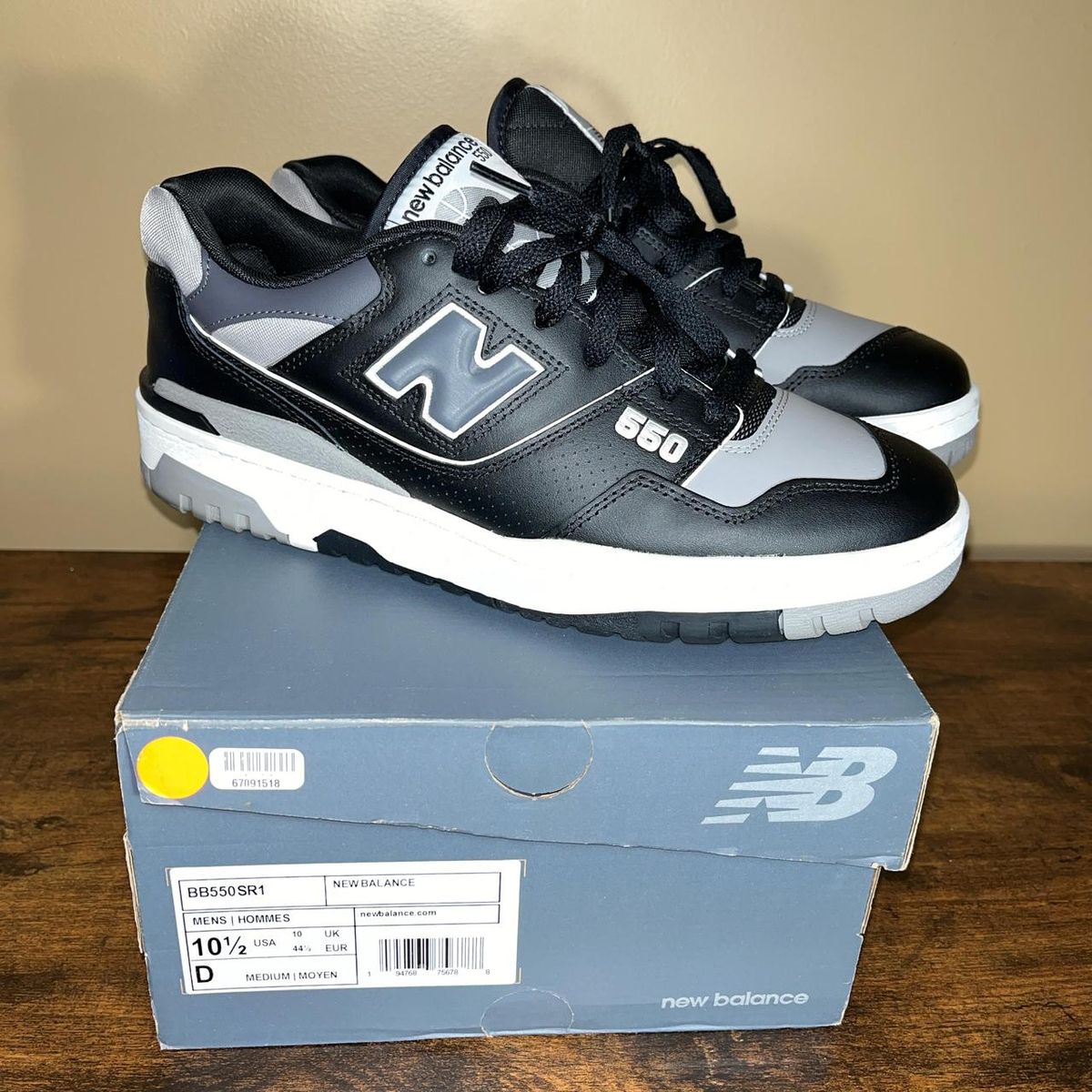 nb 550 black