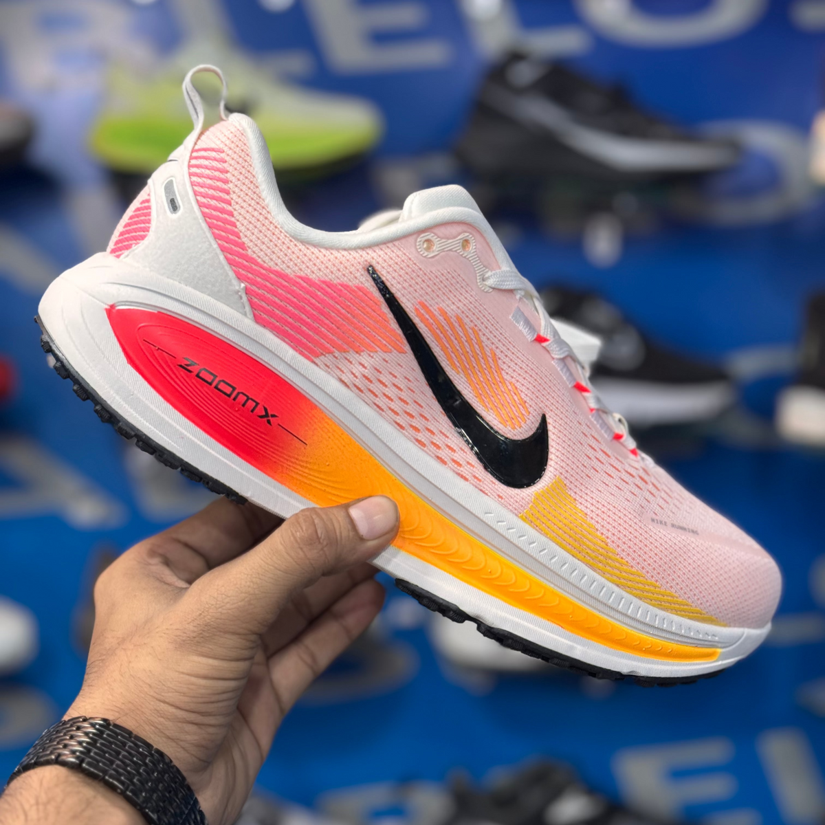 Nike Vomero 18 Sail Bright Crimson Laser Orange Premium Quality (Dot perfect)