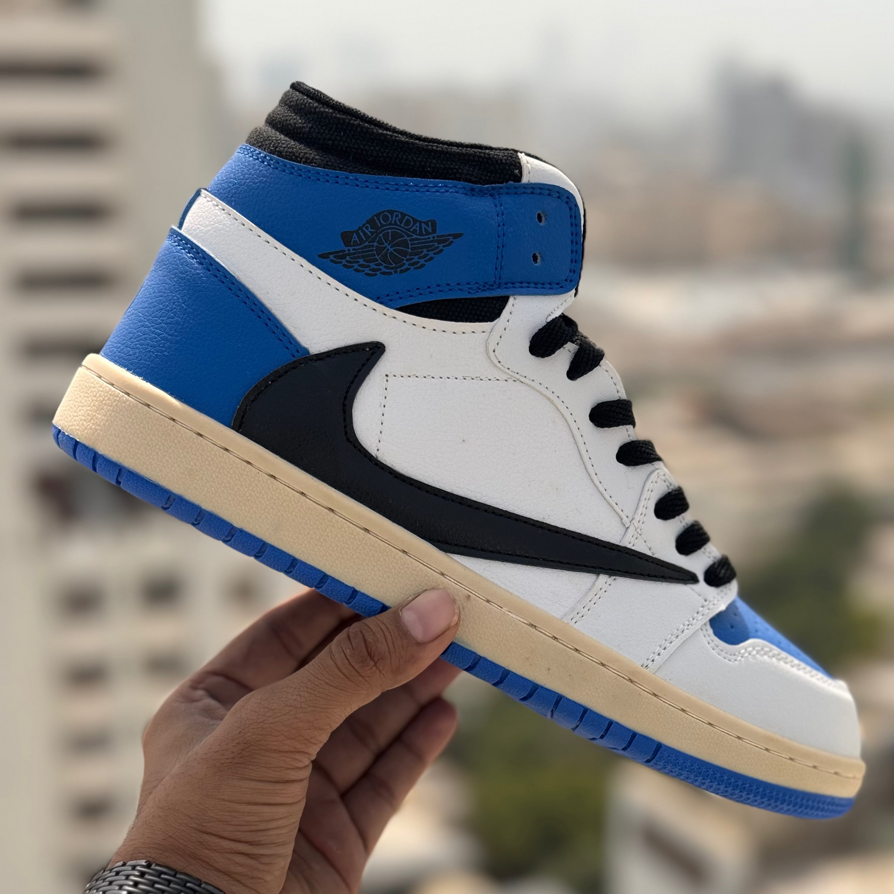 NK Air Jordan 1 High Travis Scott X Fragment
