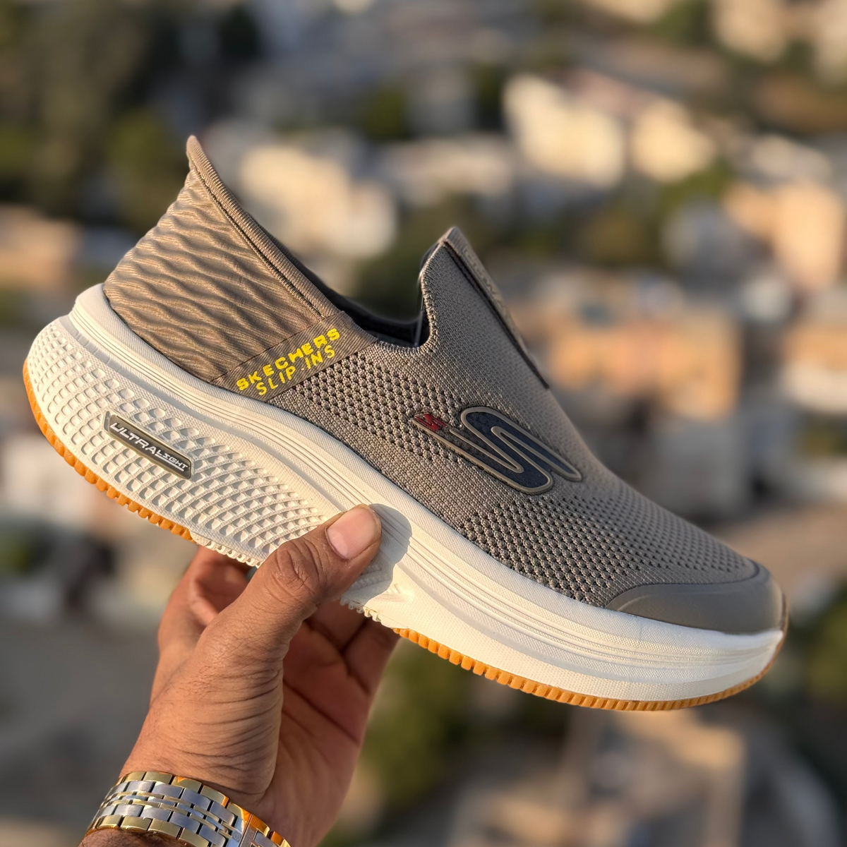 SKECHERS ULTRALIGHT Khaki white premium quality (Dot perfect)