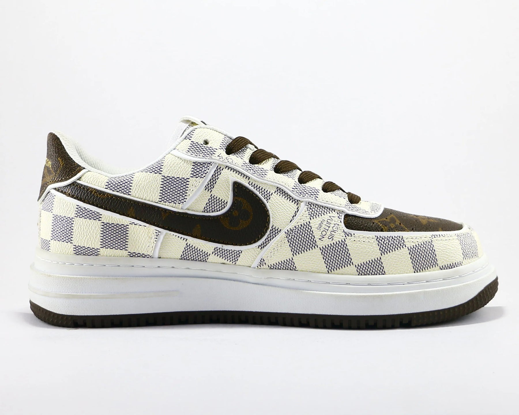Nike Air “Airforce1 Lebron James Strive