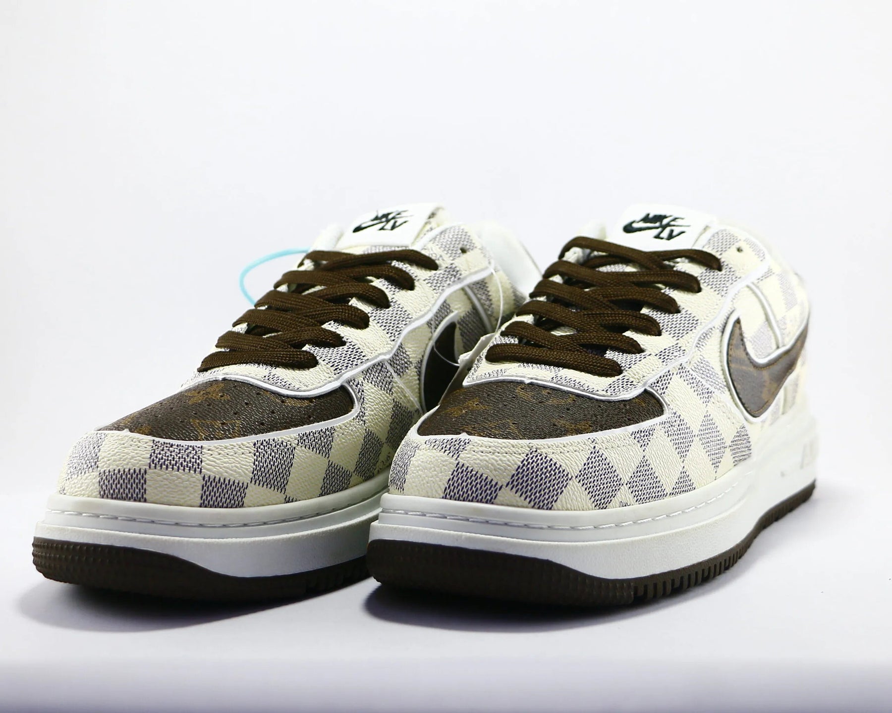 Nike Air “Airforce1 Lebron James Strive