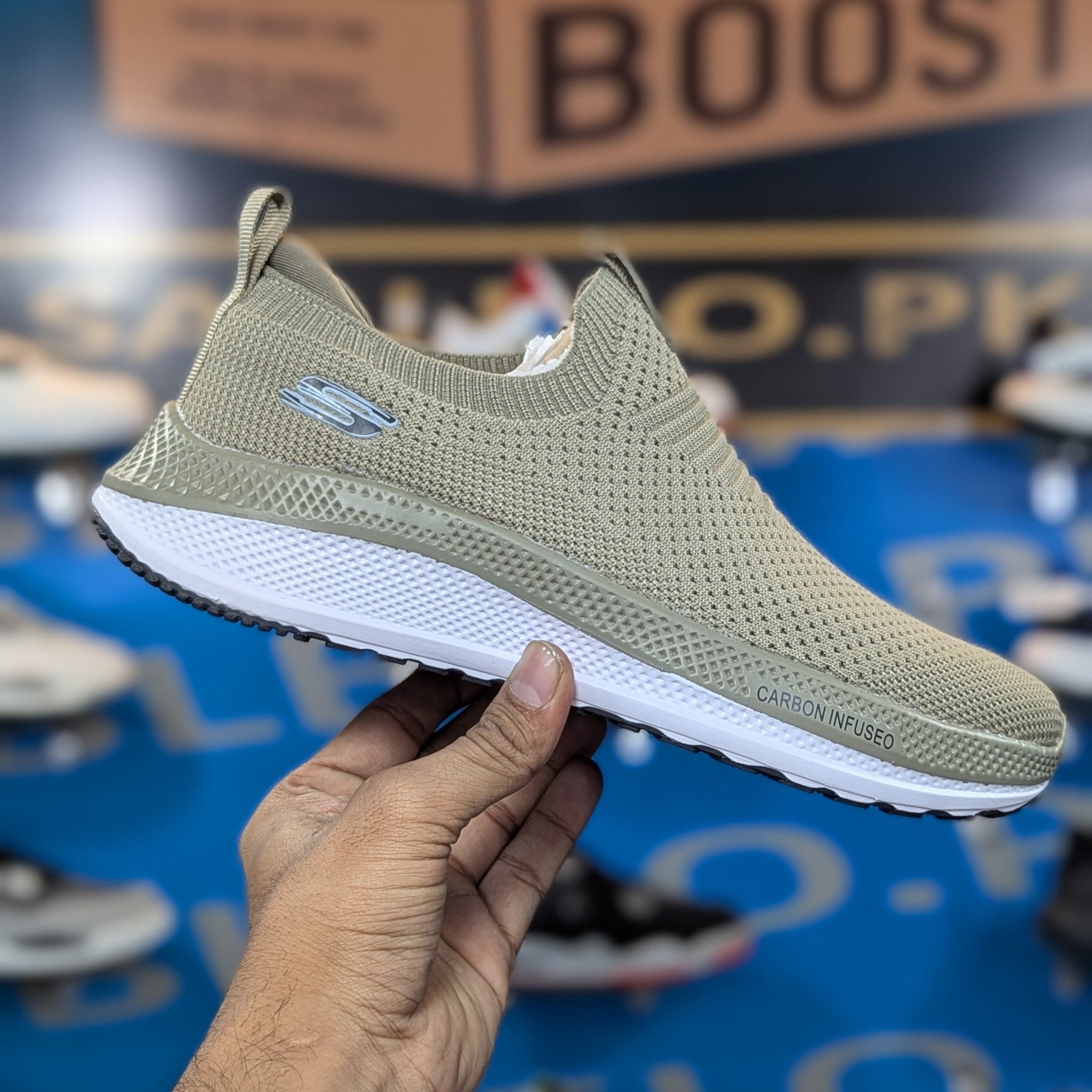 Skechers Carbon infused Khaki