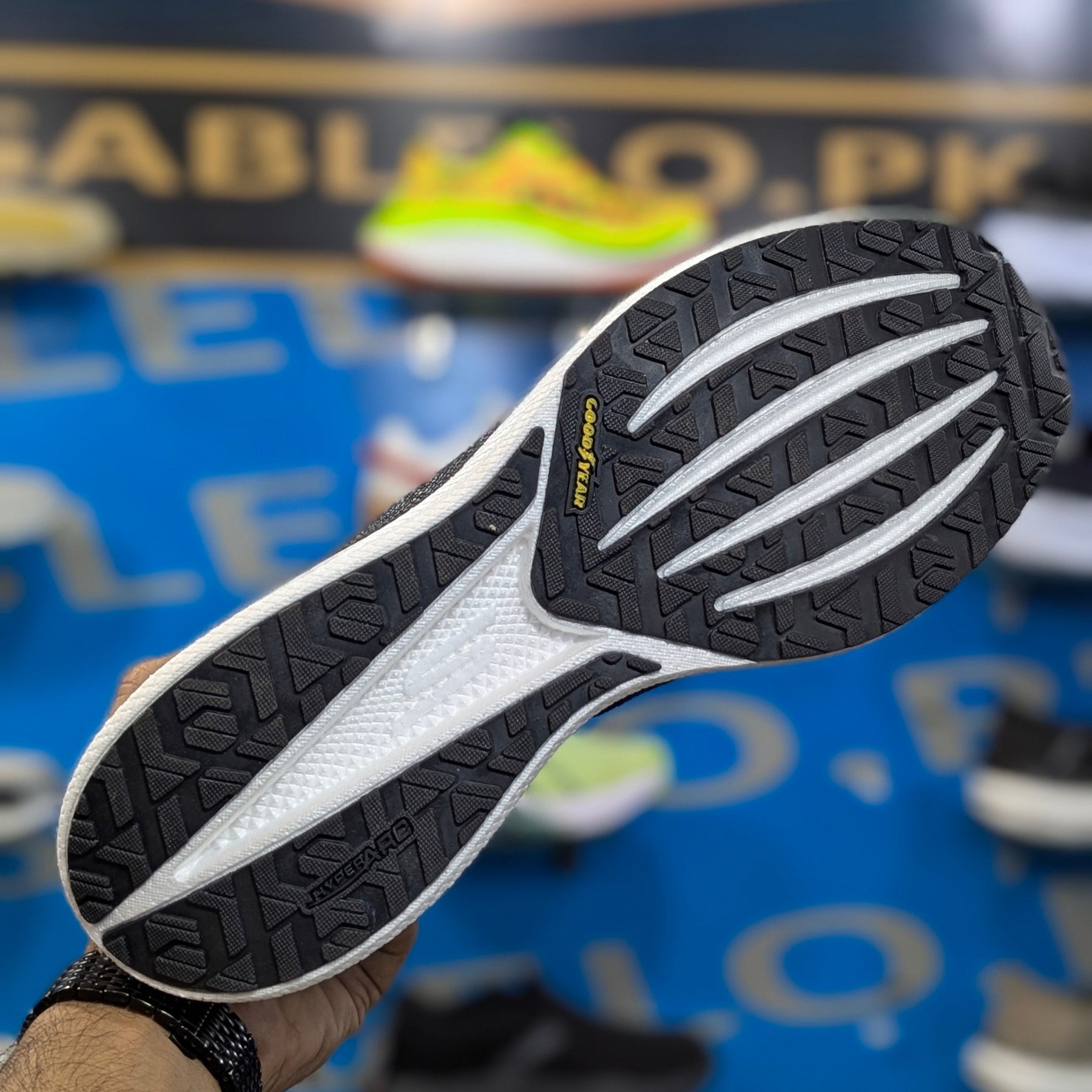 Skechers Hyper Burst Pro Premium Black (Dot Perfect)