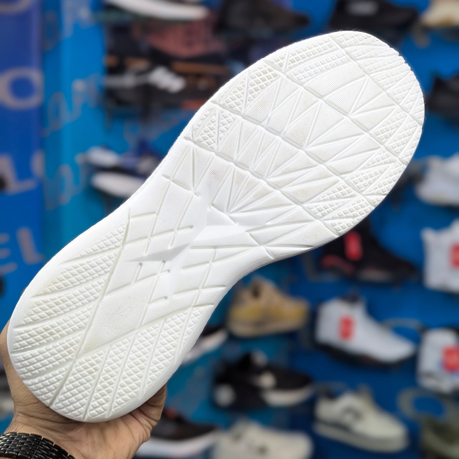 SKECHERS VAPORFOAM BEIGE
