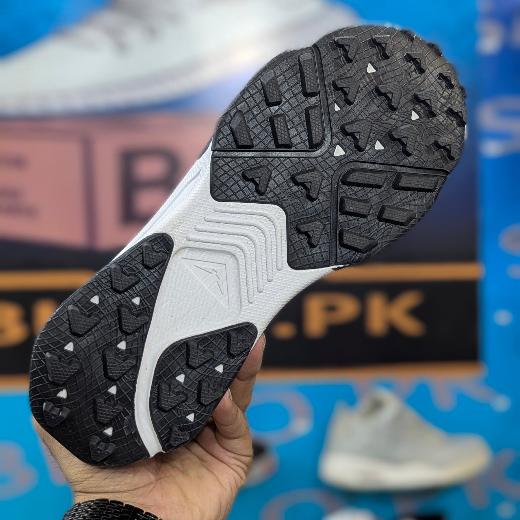Nike Trail ZoomX Zegama Black White (Dot Perfect)