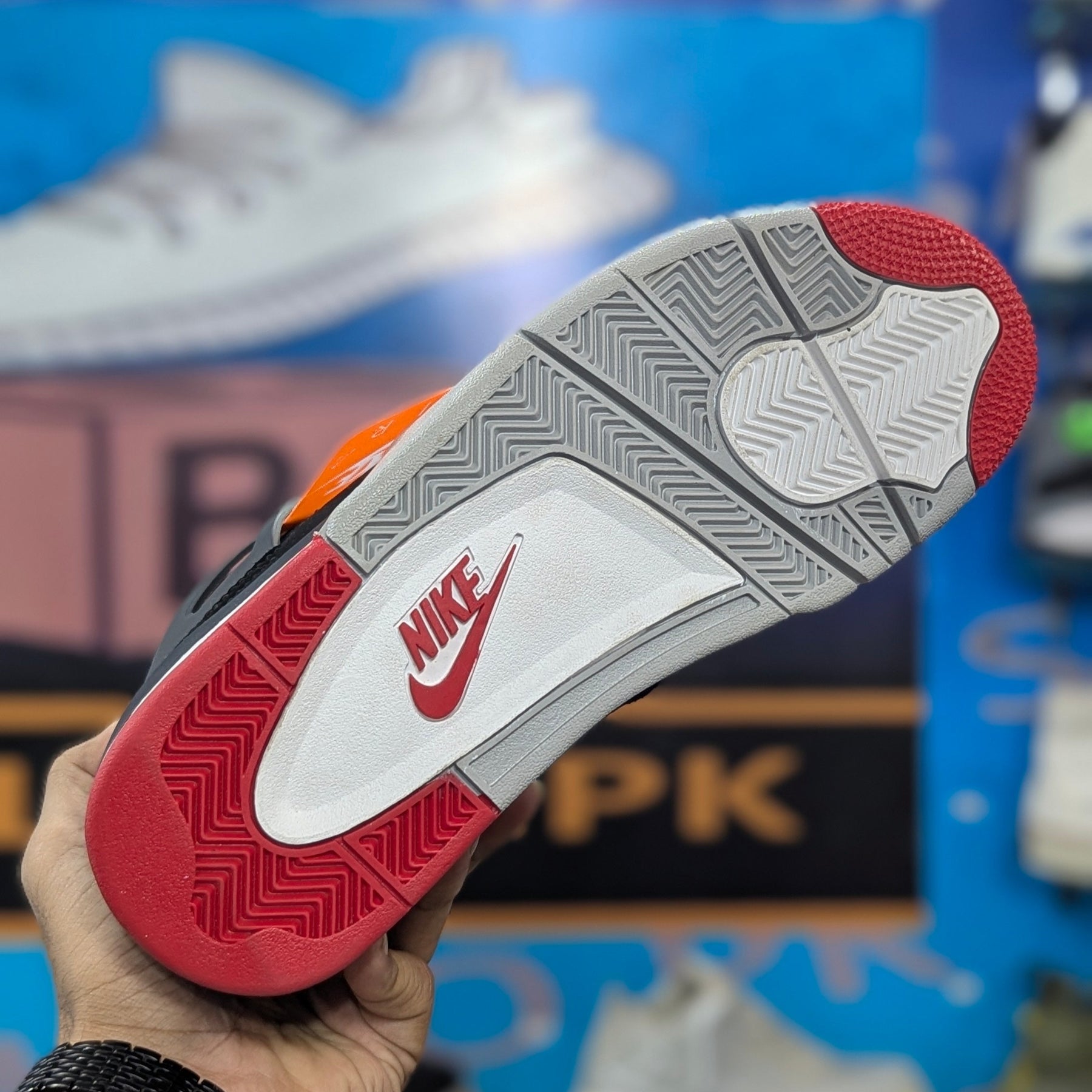 Nike Jordan 4 Retro Premium Quality (Dot PErfect)