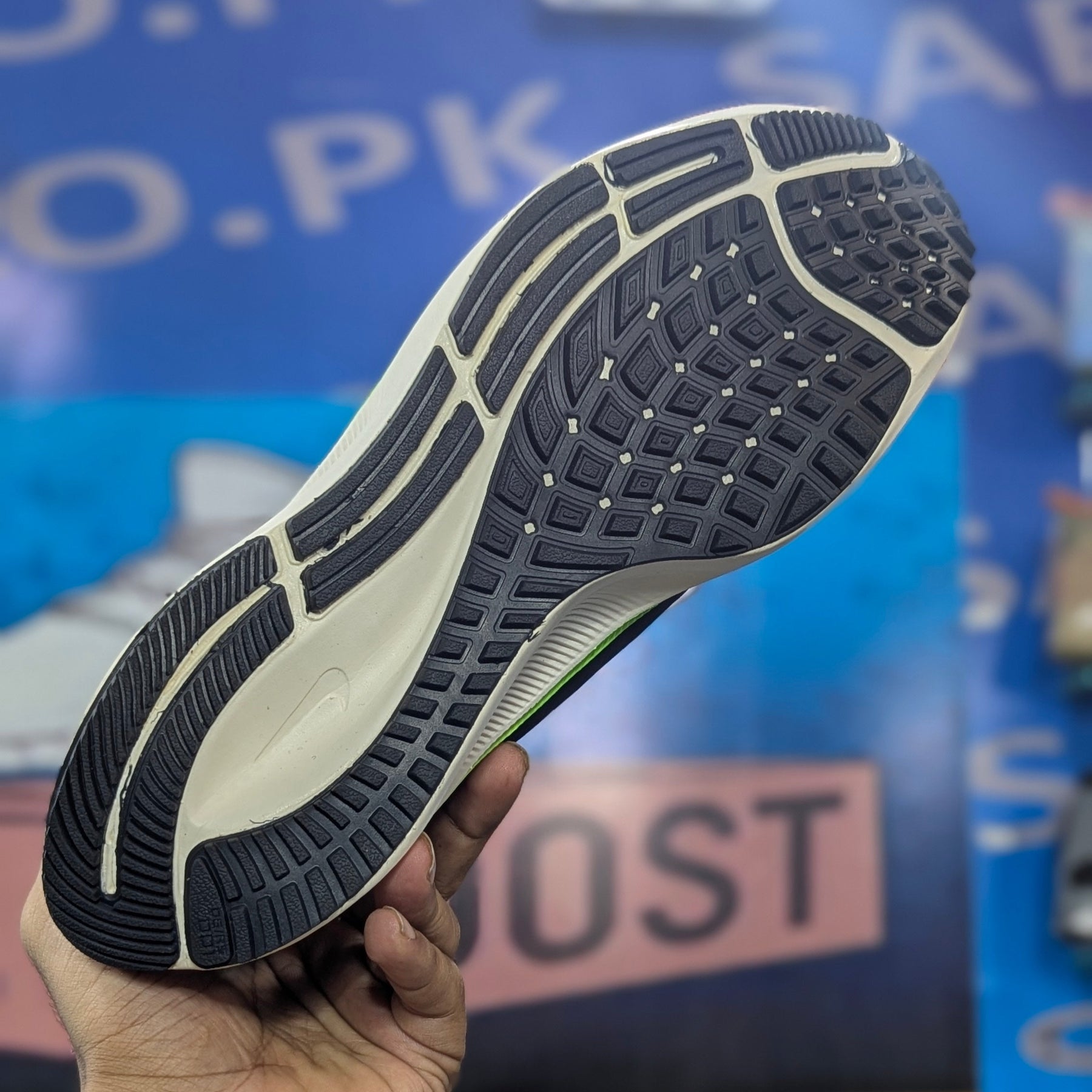 NK Pegasus 38 Black orange