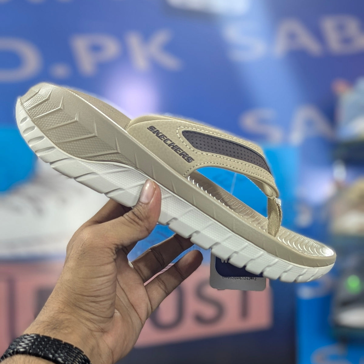 Skechers relax fit Flip Flop Khaki Premium Quality (Dot perfect)