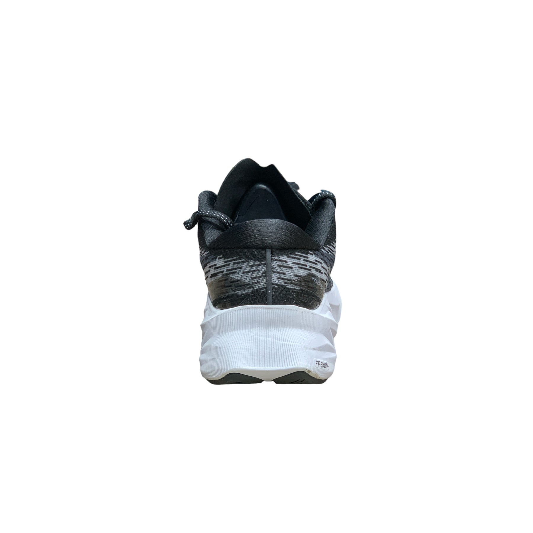 Novablastt 3 “Black White” Premium Batch