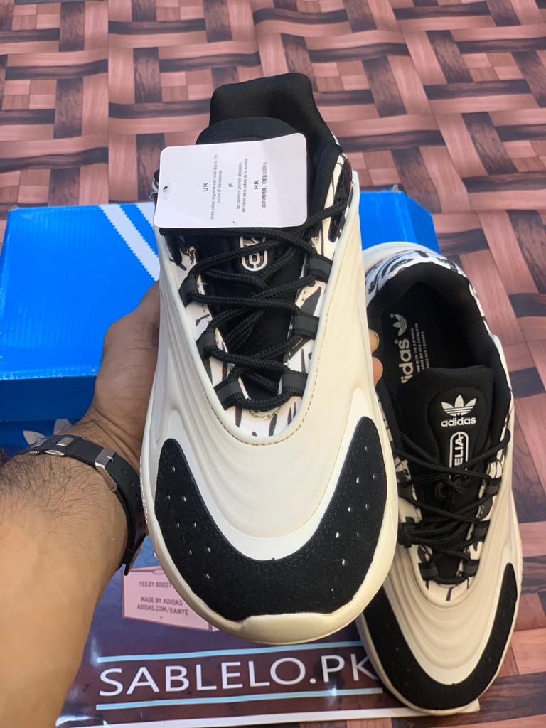 Adidas Ozilia Off White