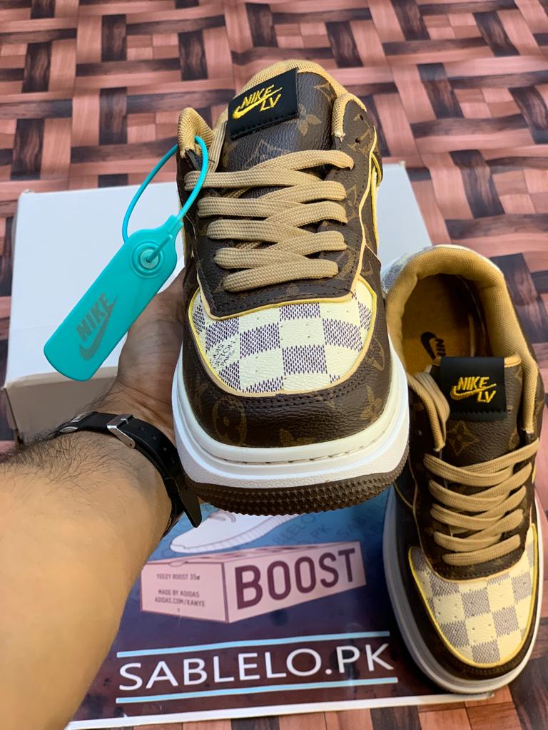 Virgil Abloh's LV x Nike Air Force 1 Brown Damiere Pattern (Dot Perfect)