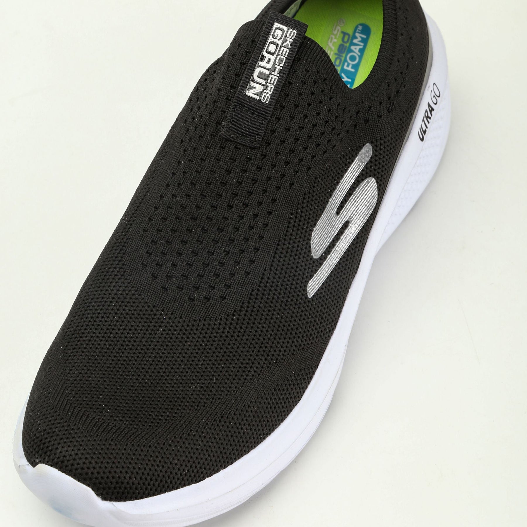 Sketchers Ultrago Black White