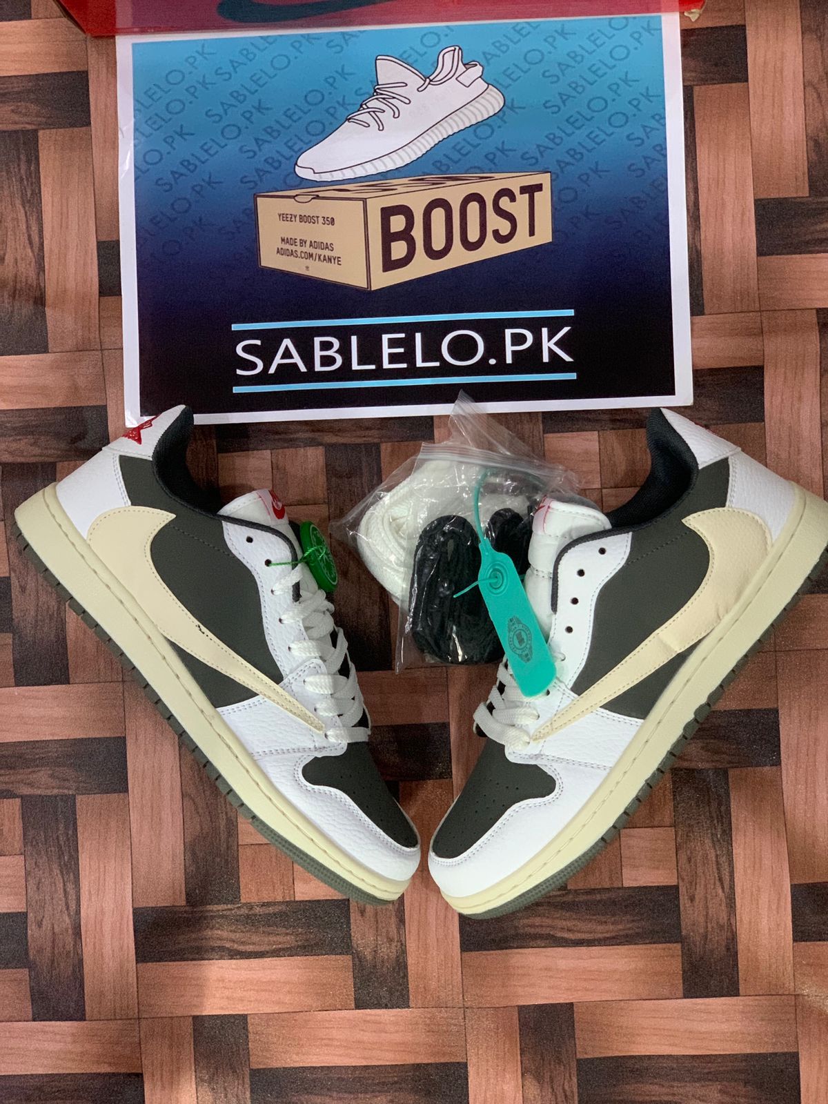 Jordan 1 Low Low OG 'Reverse Mocha' - Premium shoes from perfectshop - Just Rs.4499! Shop now at Sablelo.pk