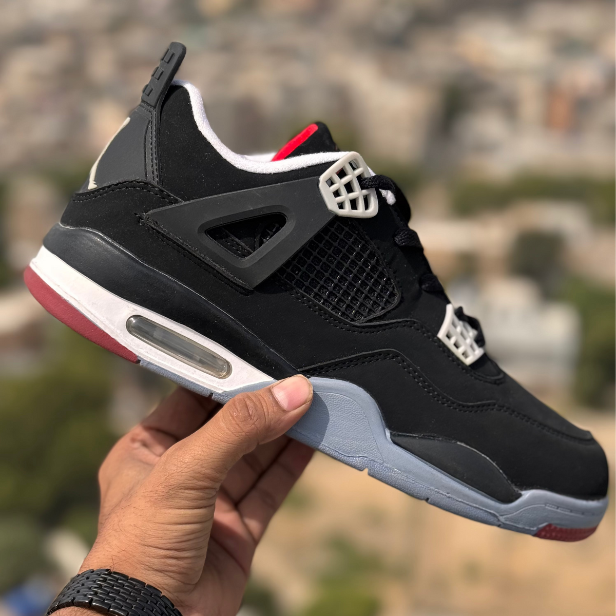 Nike Air Jordan 4 Retro Bred
