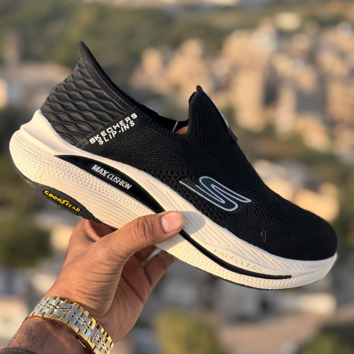 Skechers Max Cushion Good Year Slip Ins Black White Premium Quality (Dot Perfect)