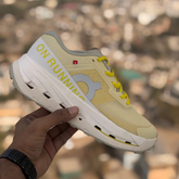 On Cloud Ultra 3 Green Premium Quality (Dot Perfect)