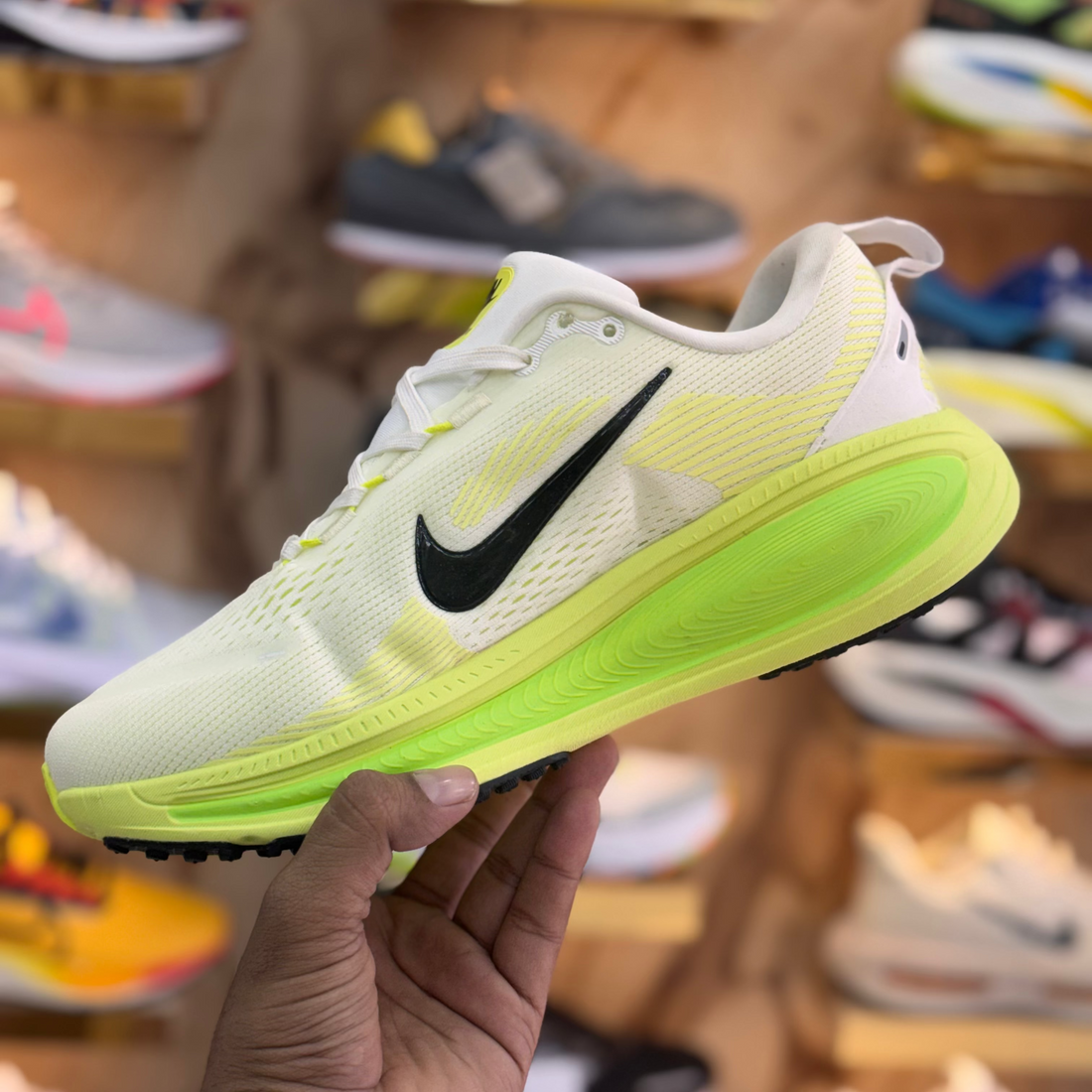 Nike Vomero 18 Green Premium Quality (Dot perfect)