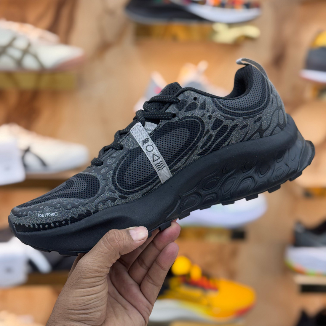 New Balance Hierro Fresh Vibram Sole Black