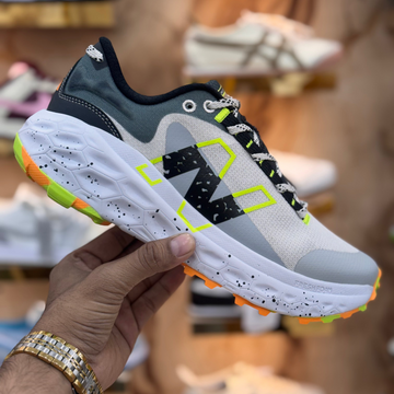 NEW BALANCE FRESH FOAM MORE TRAIL V2 WHITE BLACK GREEN