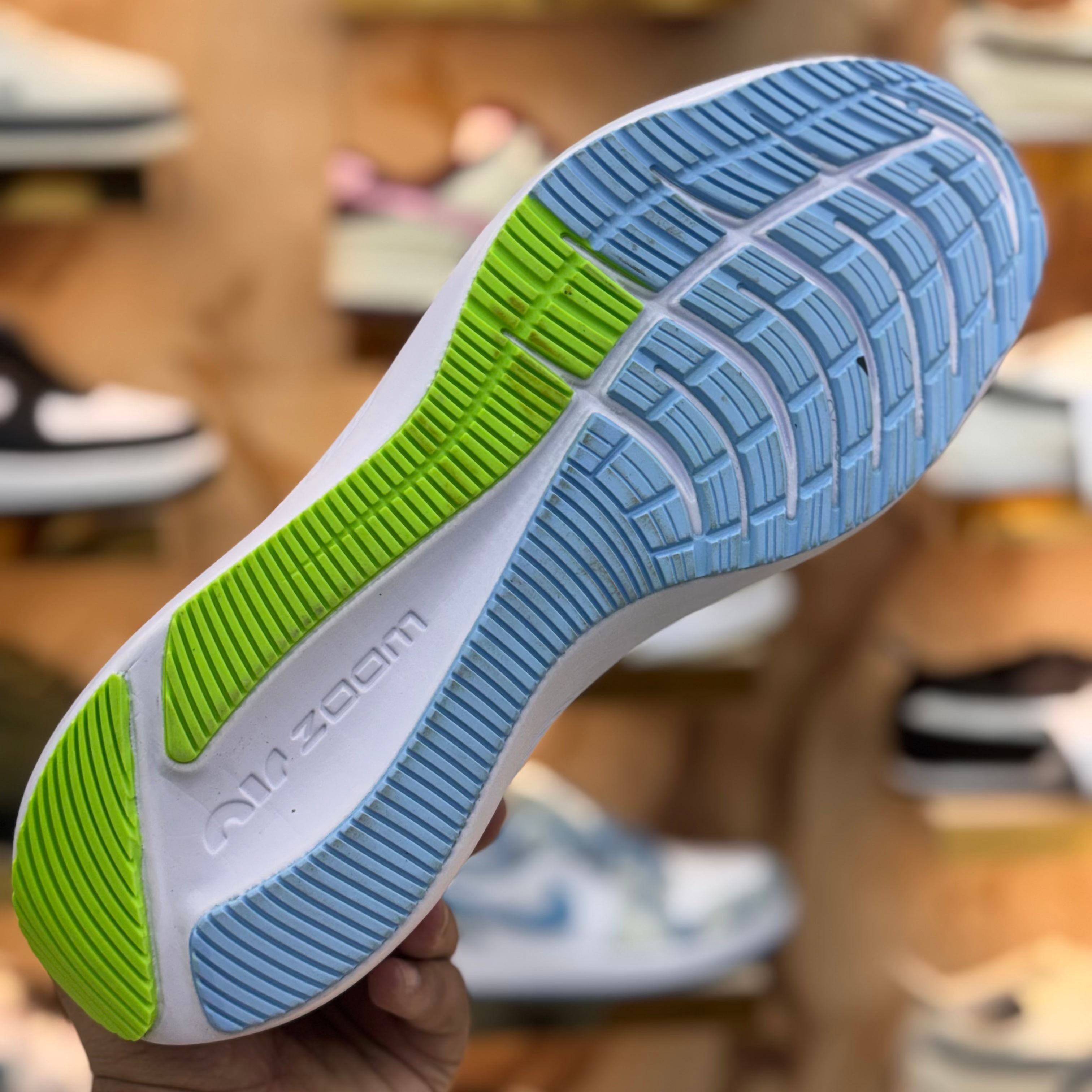 Nike Zoom  Winflo 8 White Blue Premium Quality (Dot Perfect)