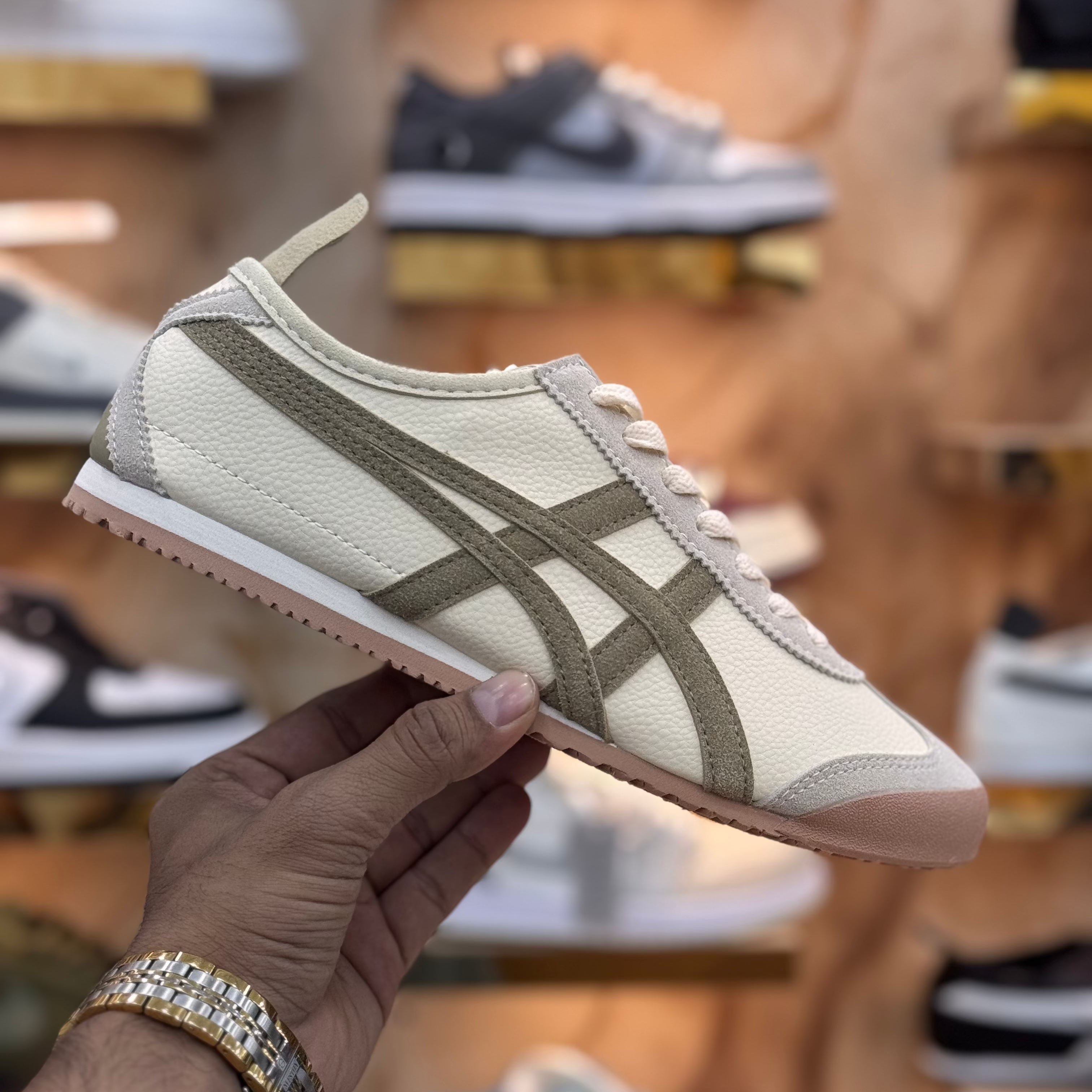Onitsuka Tiger Triple Camel Premium Quality (Dot PErefect)