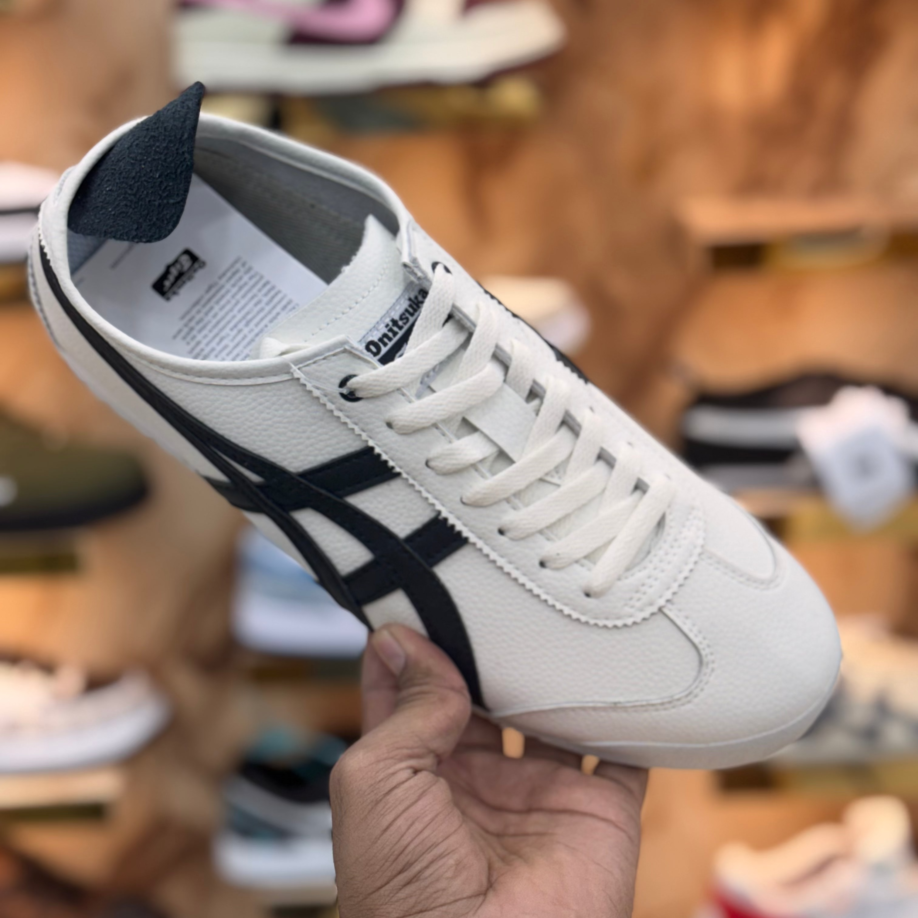 Onitsuka Tiger Triple White Black Premium Quality (Dot PErefect)