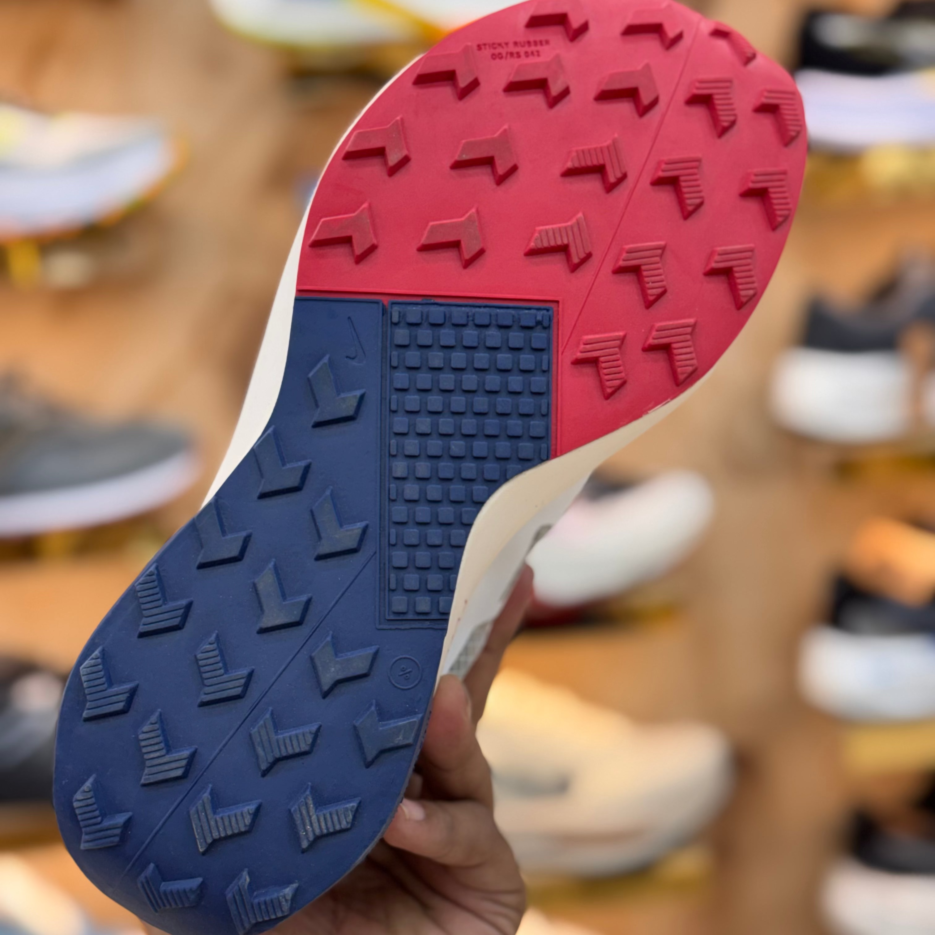 NIKE ZOOMX ULTRAFLY NEXT (WHITE/RED)