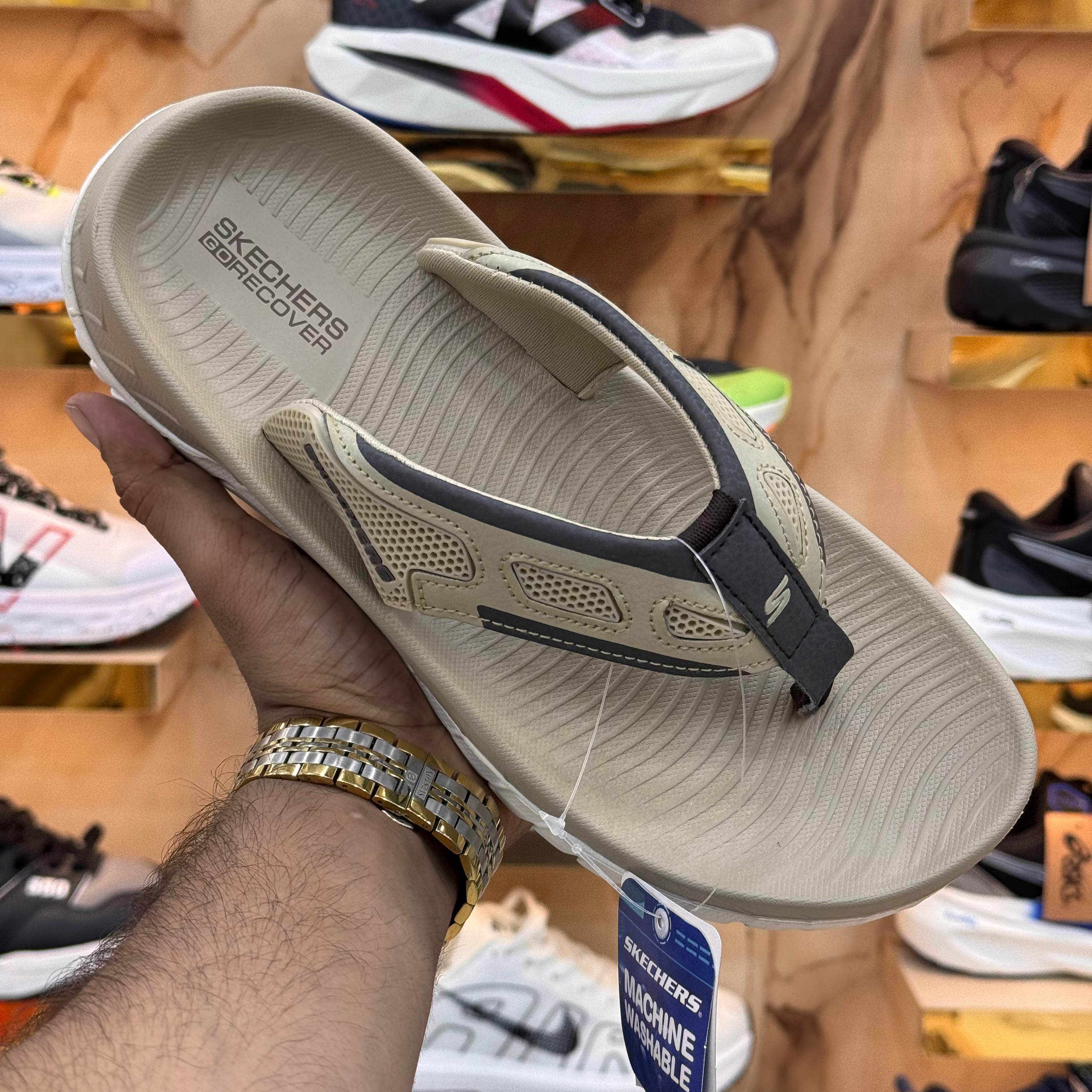 SKECHERS MEDICATED RELAX FIT Flip Flop KHAKI Premium Quality (Dot perfect)