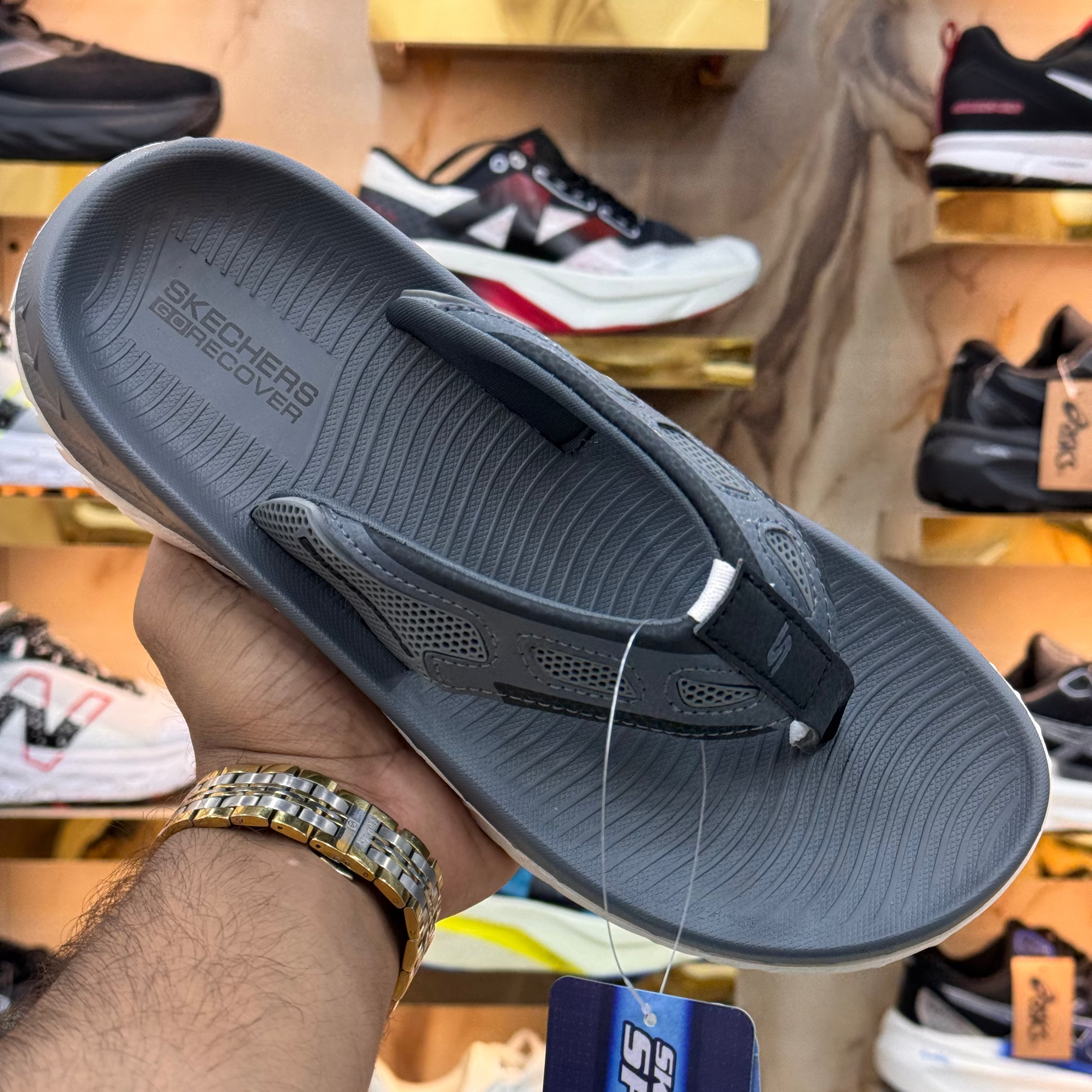 SKECHERS MEDICATED RELAX FIT Flip Flop Grey Premium Quality (Dot perfect)