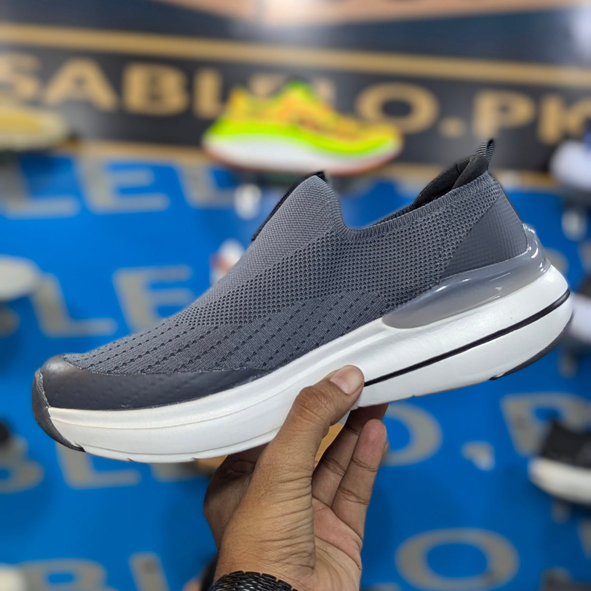 Skechers Max Cushion Hyper Burst Gray White
