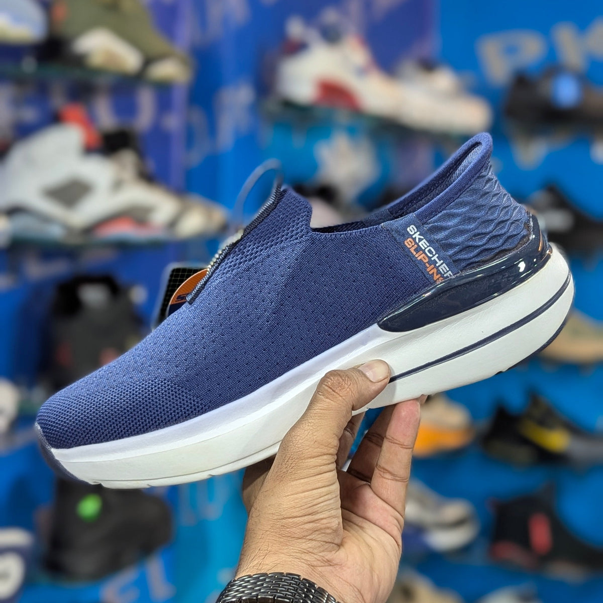 Skechers Slip-Ins: Max Cushioning Hyper Burst Navy Blue