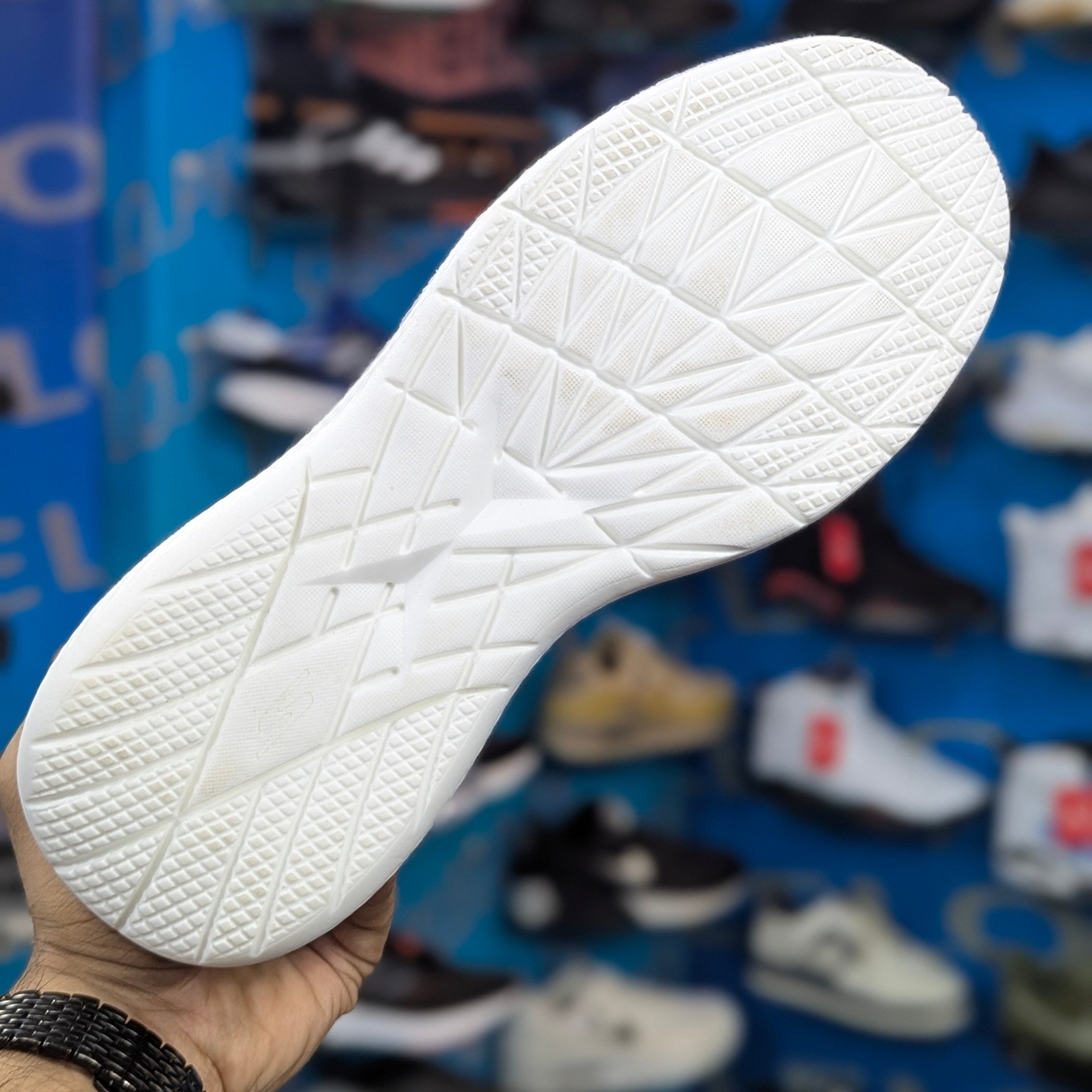 SKECHERS VAPORFOAM Black White