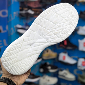SKECHERS VAPORFOAM Black White