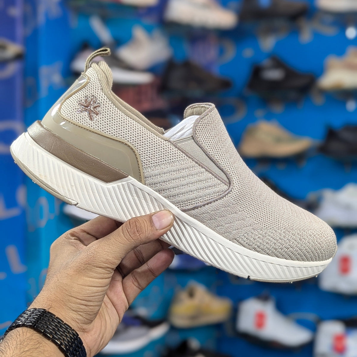 Larie Fashion Skechers Premium Quality