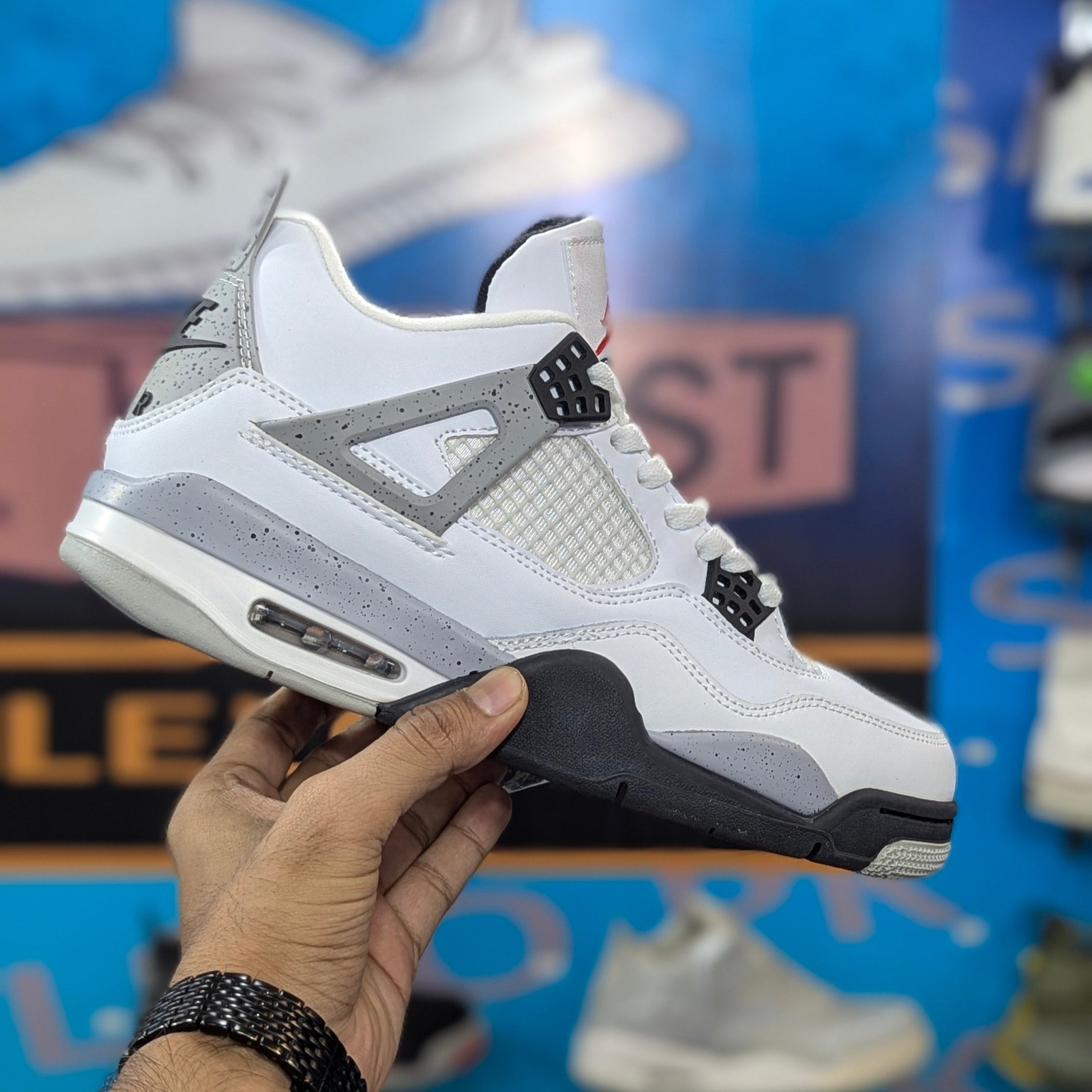 Nike Air jordan 4 Oreo Premium Quality (Dot PErfect) – Sablelo.pk