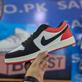 Jordan Low Top Red Black