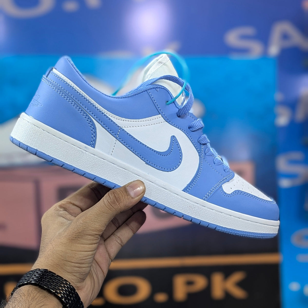 Jordan Low Top Blue White