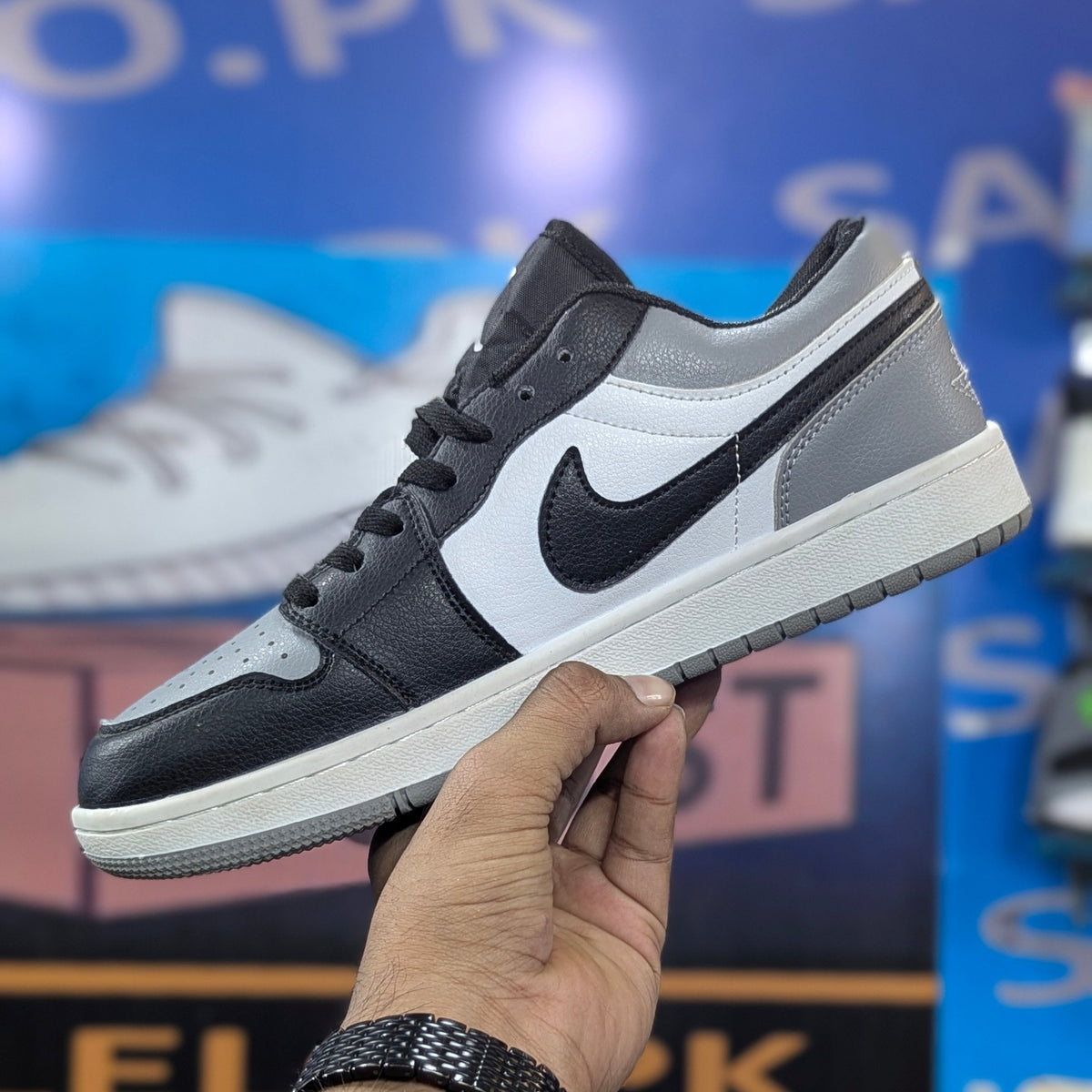 Nike Jordan 1 Low Top Smoke Gray