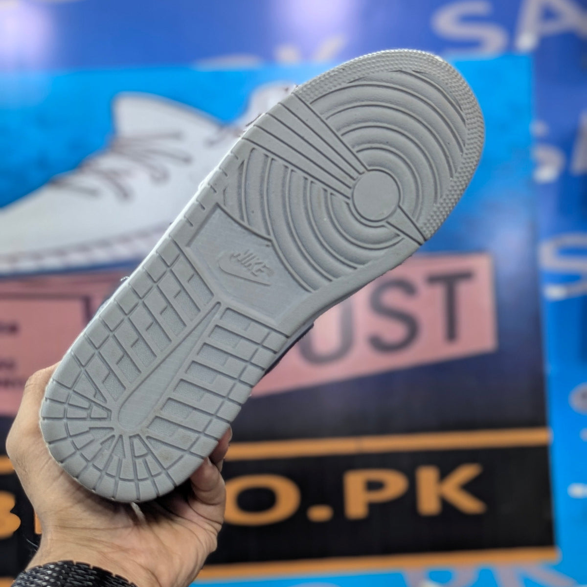 Nike Jordan 1 Low Top Smoke Gray