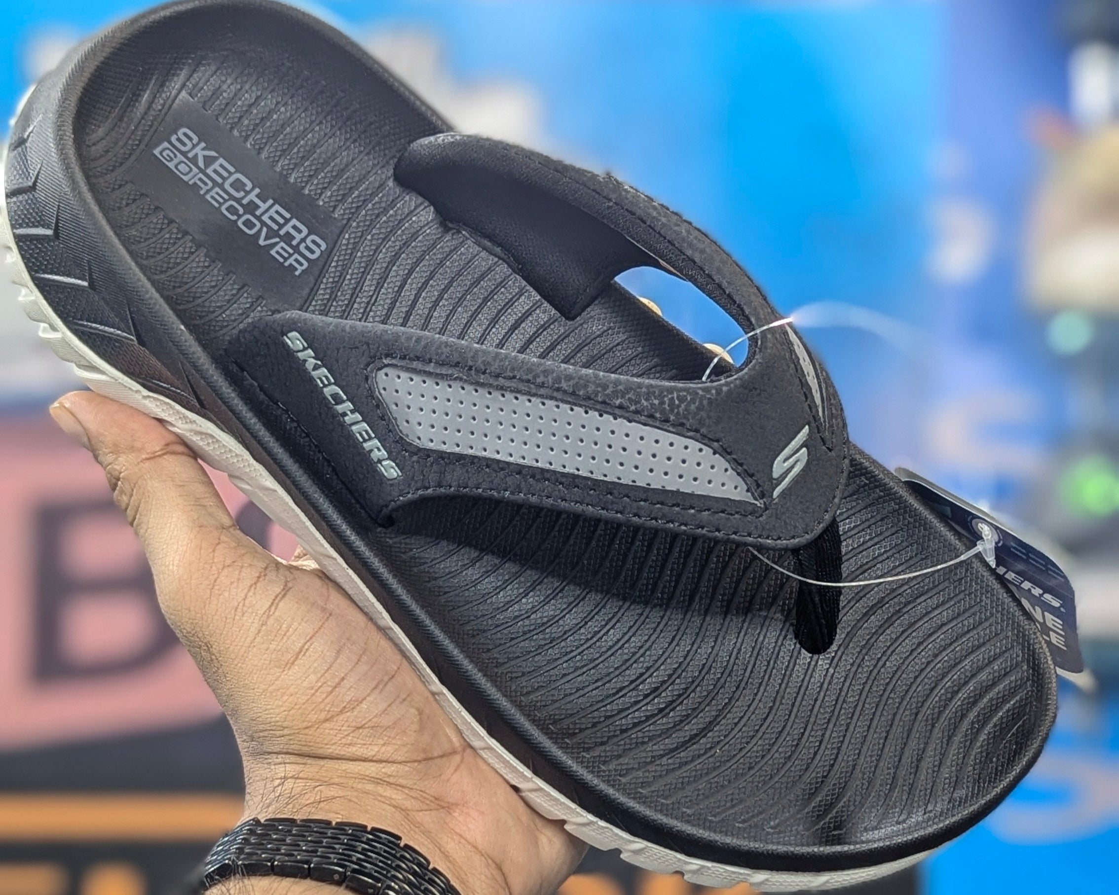 Skechers relax fit Flip Flop black Premium Quality (Dot perfect)