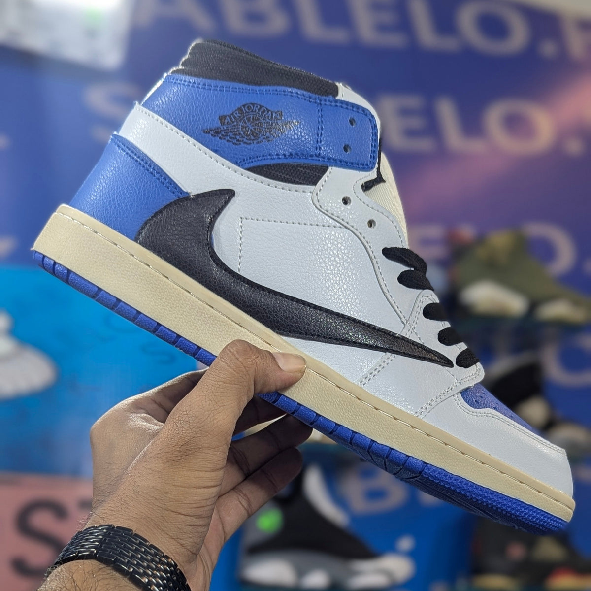 NK Air Jordan 1 High Travis Scott X Fragment