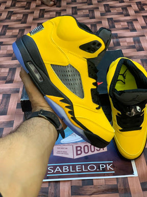 Air Jordan 5 Retro Michigan - Premium Shoes from Sablelo.pk - Just Rs.9999! Shop now at Sablelo.pk