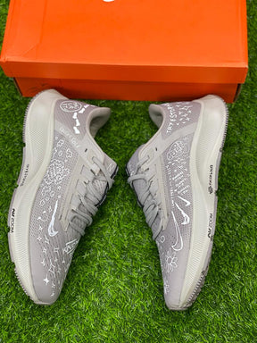 Nk Air Zoom Pegasus 38 X NATHAN BELL 'RUN TO A MAGICAL PLACE - COLLEGE GREY'