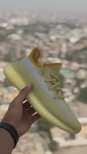 Adidas Yeezy boost 350 v2 marsh reflective