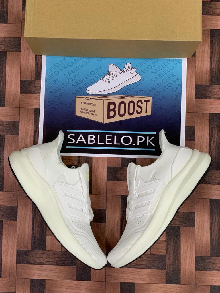 Fashion Ultraboost Tripple White - Premium Shoes from perfectshop - Just Rs.4499! Shop now at Sablelo.pk