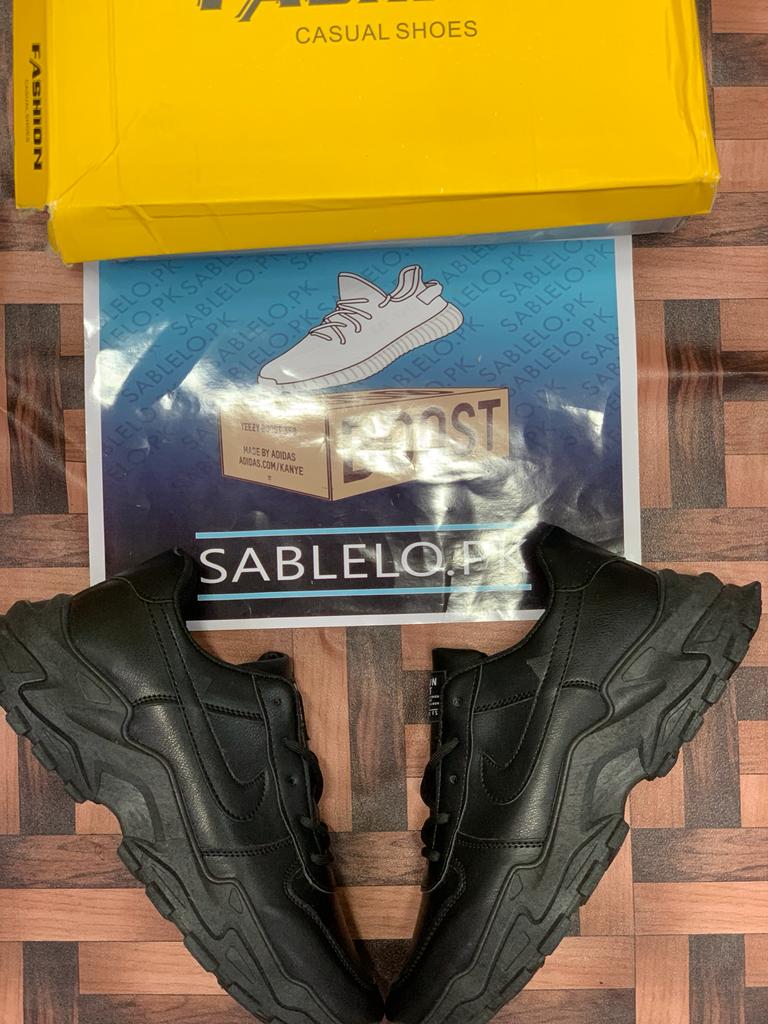 Nike Fashion Big Sole Triple Black