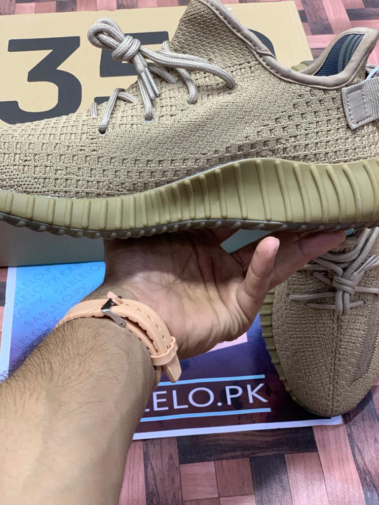 YEEZY BOOST 350 V2 EARTH – Sablelo.pk